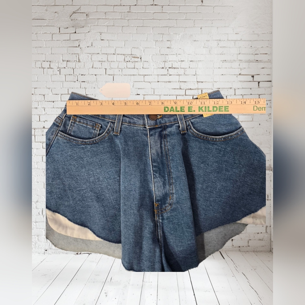 NWT Vibrant Denim Blue Women's Daisey Duke Swing Shorts Hot Pants - Picture 7 of 7